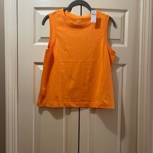 Gap muscle tank